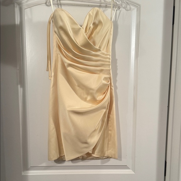 Elegant Cream Strapless Prom Dress - Picture 1 of 5